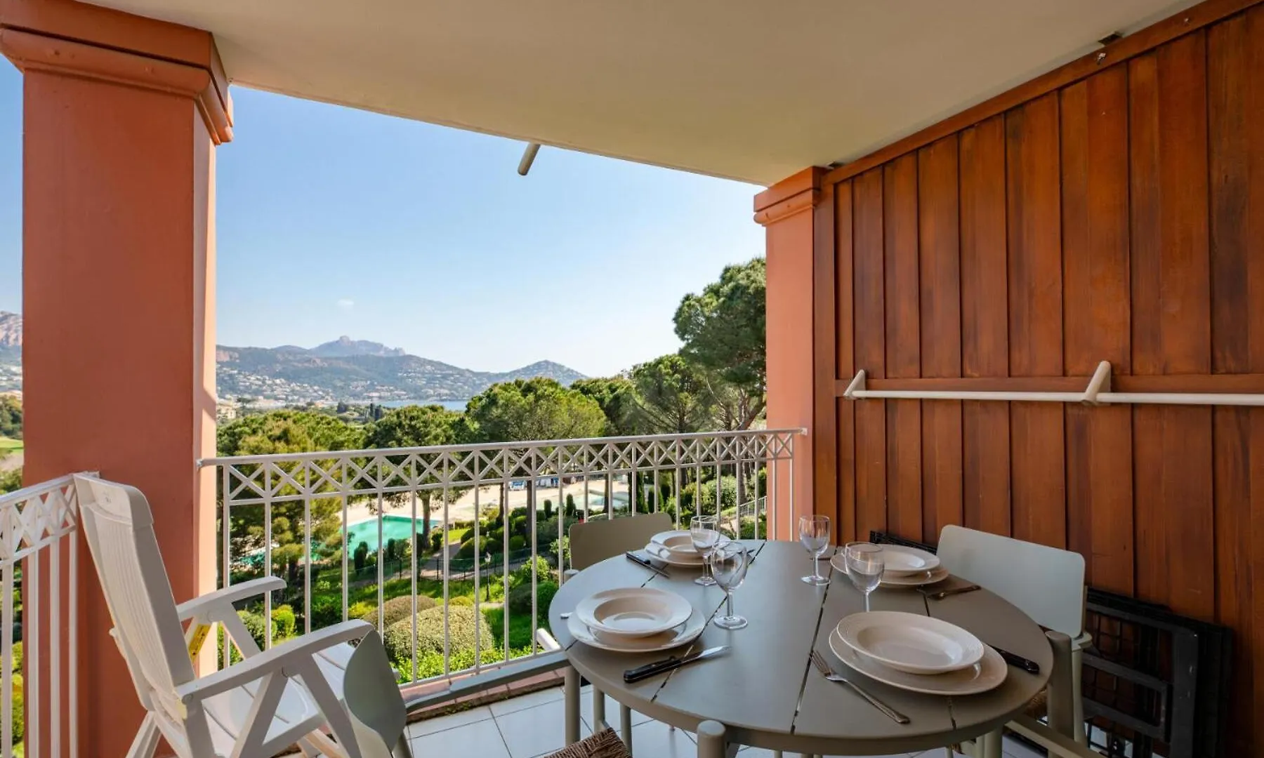 Residence Le Hameau De Cap Esterel - Maeva Home - Appartement Vue Sur La Baie D Agay 2 Pieces 4 Personnes - Prestige - Super Home Mae-9491 Saint-Raphael  Saint-Raphael (Var)
