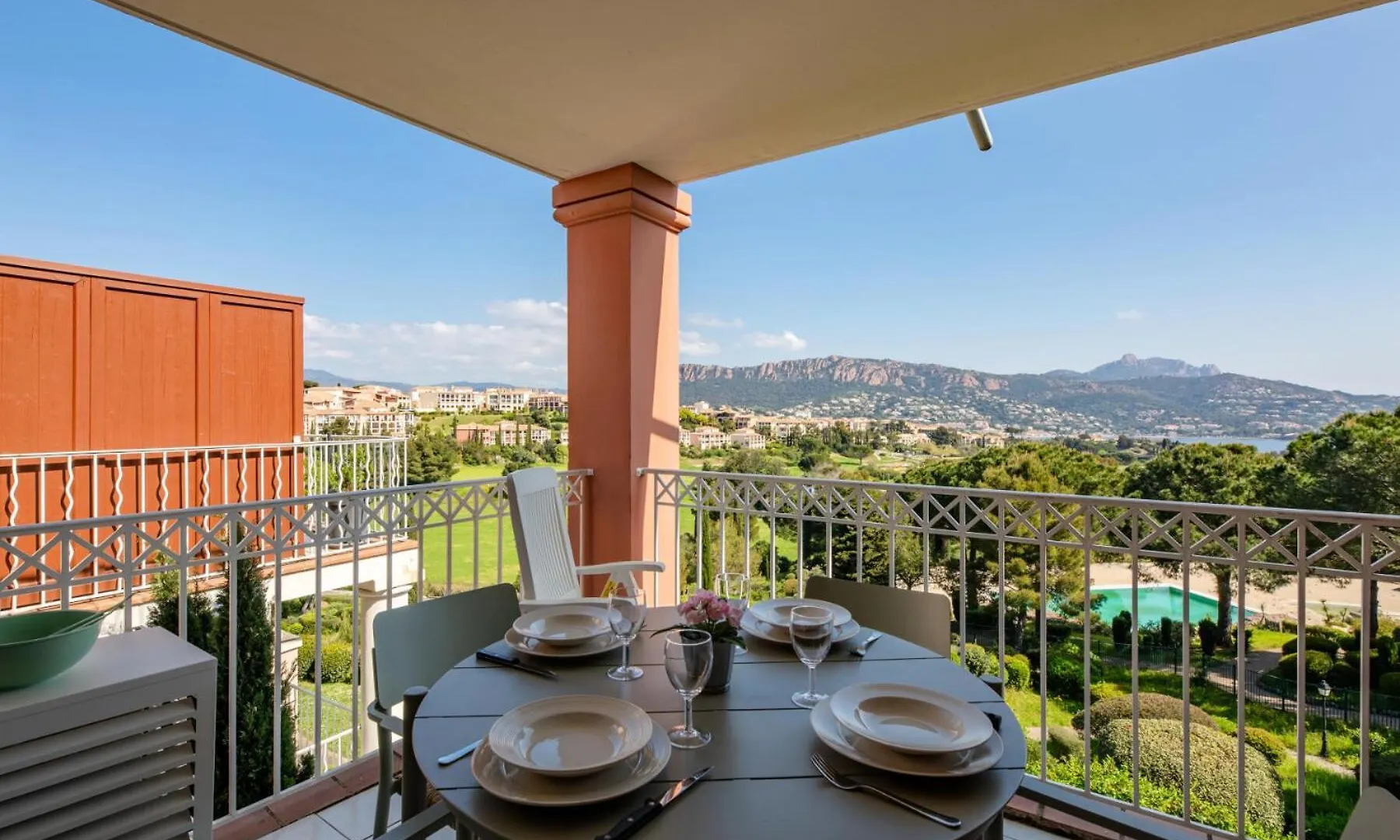 Apartment Residence Le Hameau De Cap Esterel - Maeva Home - Appartement Vue Sur La Baie D Agay 2 Pieces 4 Personnes - Prestige - Super Home Mae-9491 Saint-Raphael