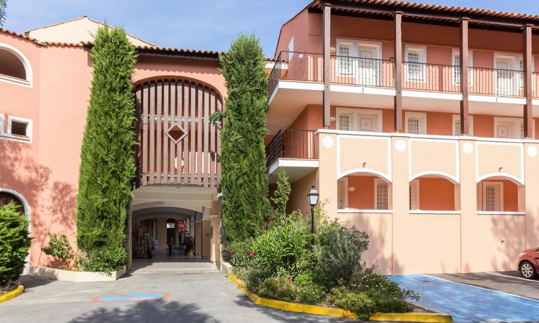 Residence Le Hameau De Cap Esterel - Maeva Home - Appartement Vue Sur La Baie D Agay 2 Pieces 4 Personnes - Prestige - Super Home Mae-9491 Saint-Raphael  France