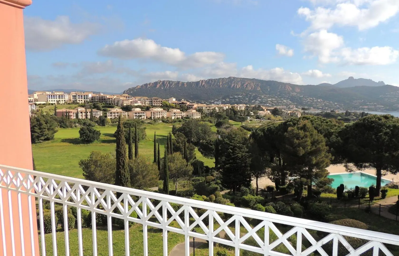 Apartment Residence Le Hameau De Cap Esterel - Maeva Home - Appartement Vue Sur La Baie D Agay 2 Pieces 4 Personnes - Prestige - Super Home Mae-9491 Saint-Raphael